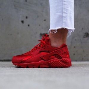 customize huaraches foot locker